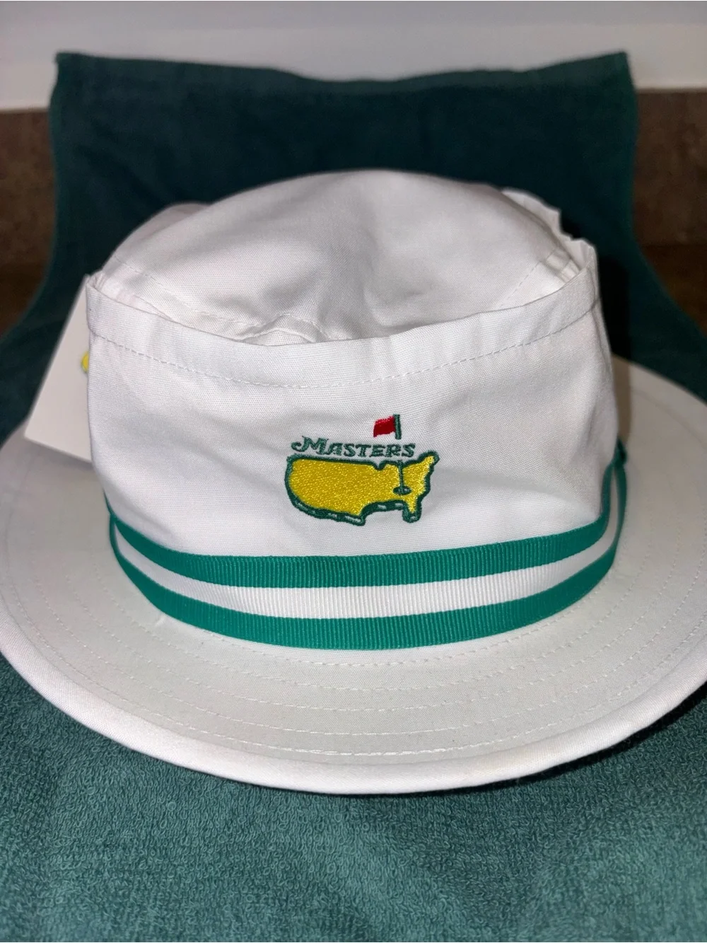 NWT Masters White Bucket Hat with Green Stripe and Logo